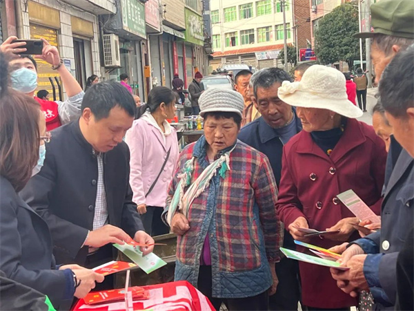 一名实习生眼中的“律师赶场工程”